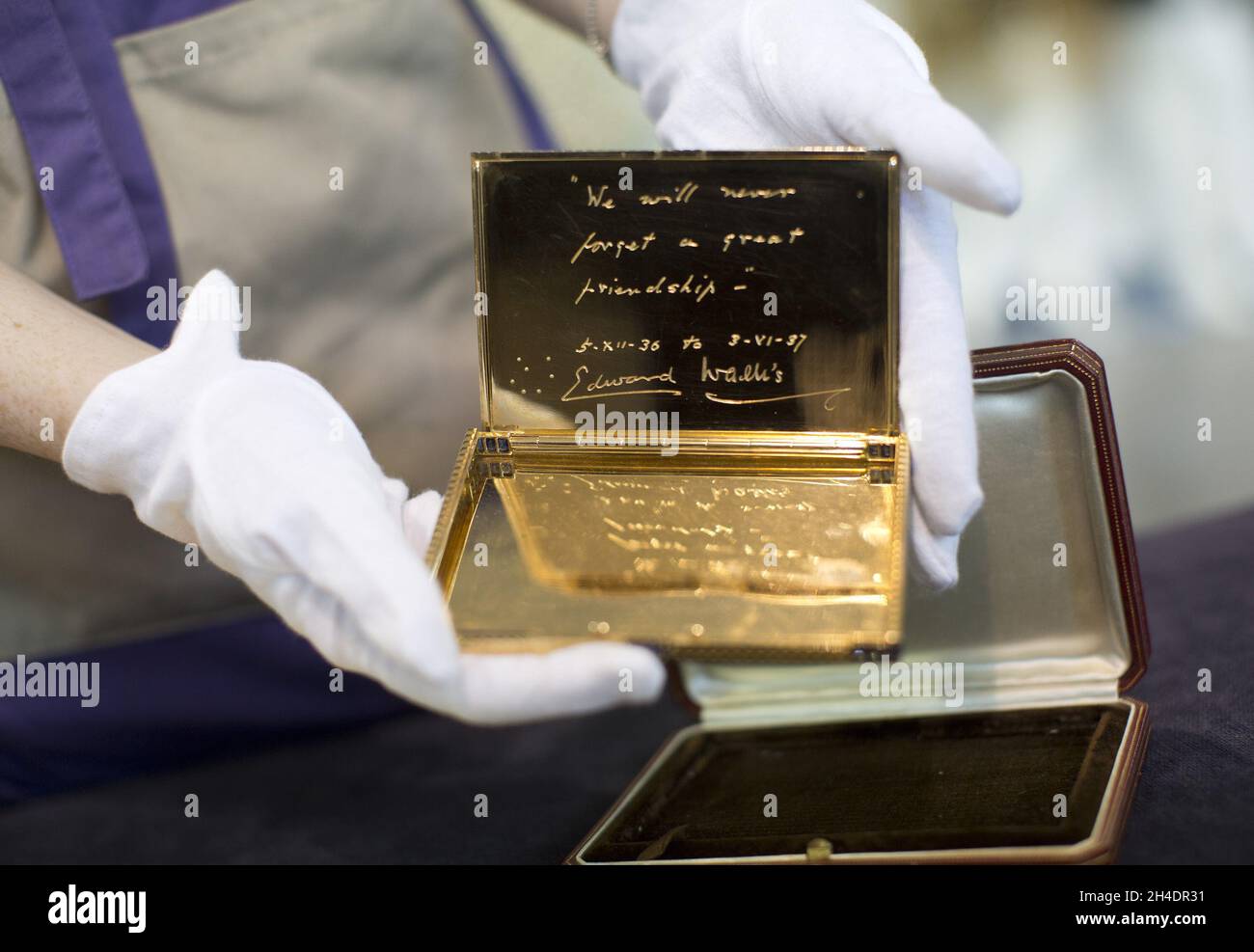 Lot 205 : The Cartier 18 karat gold cigarette case presented as a gift to  Herman Rogers by the Duke & Duchess of Windsor, 1937 (estimate  20,000-30,000) at the June 14th 