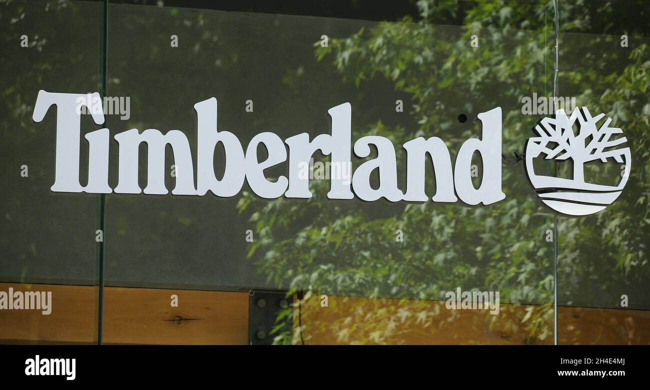 A Timberland logo outside a store in London. Picture dated: Wednesday June  6, 2019. Photo credit should read: Isabel Infantes / EMPICS Entertainment  Stock Photo - Alamy