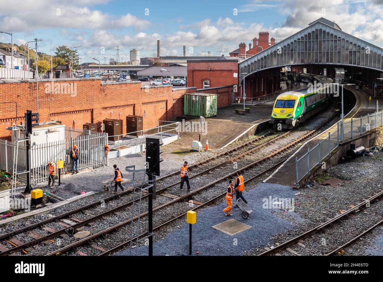 Cork, Ireland. 2nd Nov, 2021. Irish Rail workers perform maintenance on the railway line at Cork Railway Station. The works are part of an €8 million signalling system upgrade. The works are due to finish on Thursday 4th November. Credit: AG News/Alamy Live News Stock Photo