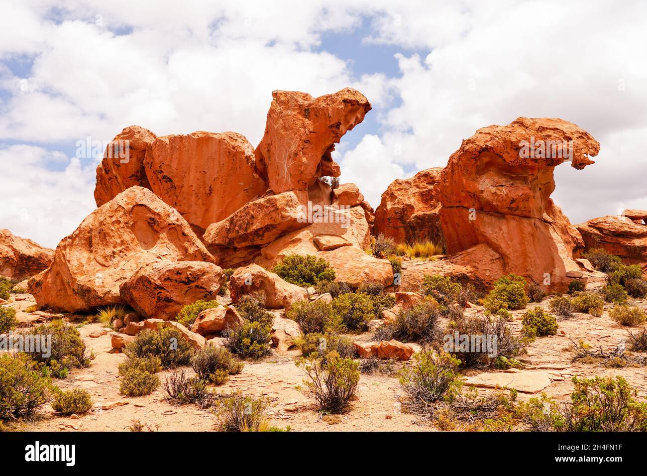 Odd shaped rocks hi-res stock photography and images - Alamy