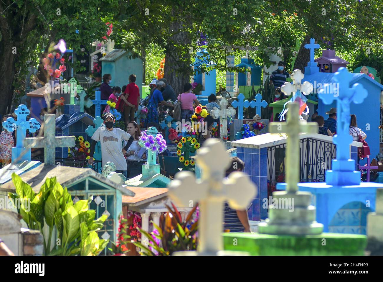 Suchitoto, El Salvador. 02nd Nov, 2021. View of the Suchitoto cemetery