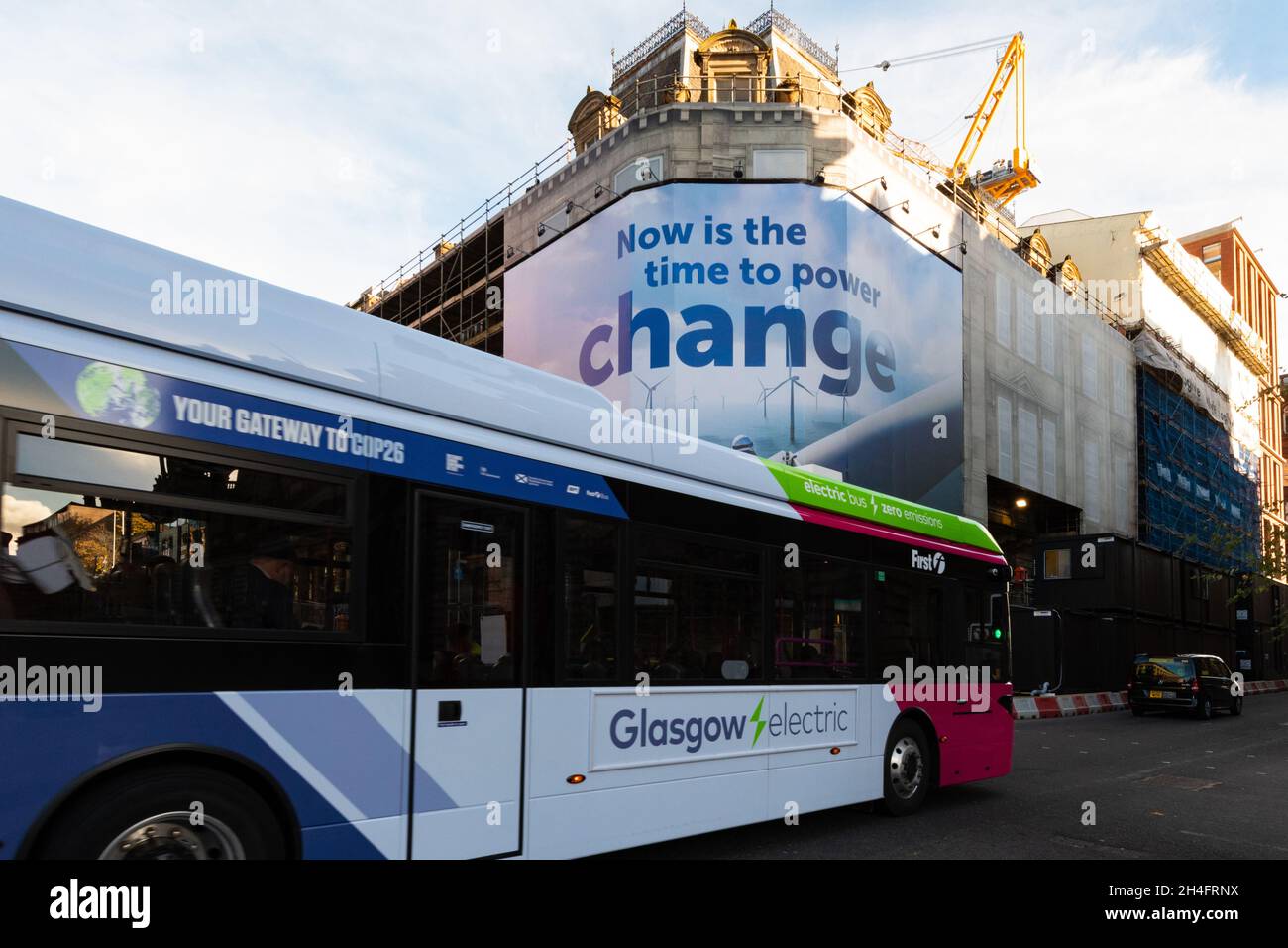 Glasgow Scotland UK 2nd Nov 2021 Electric Bus Driving Through 
