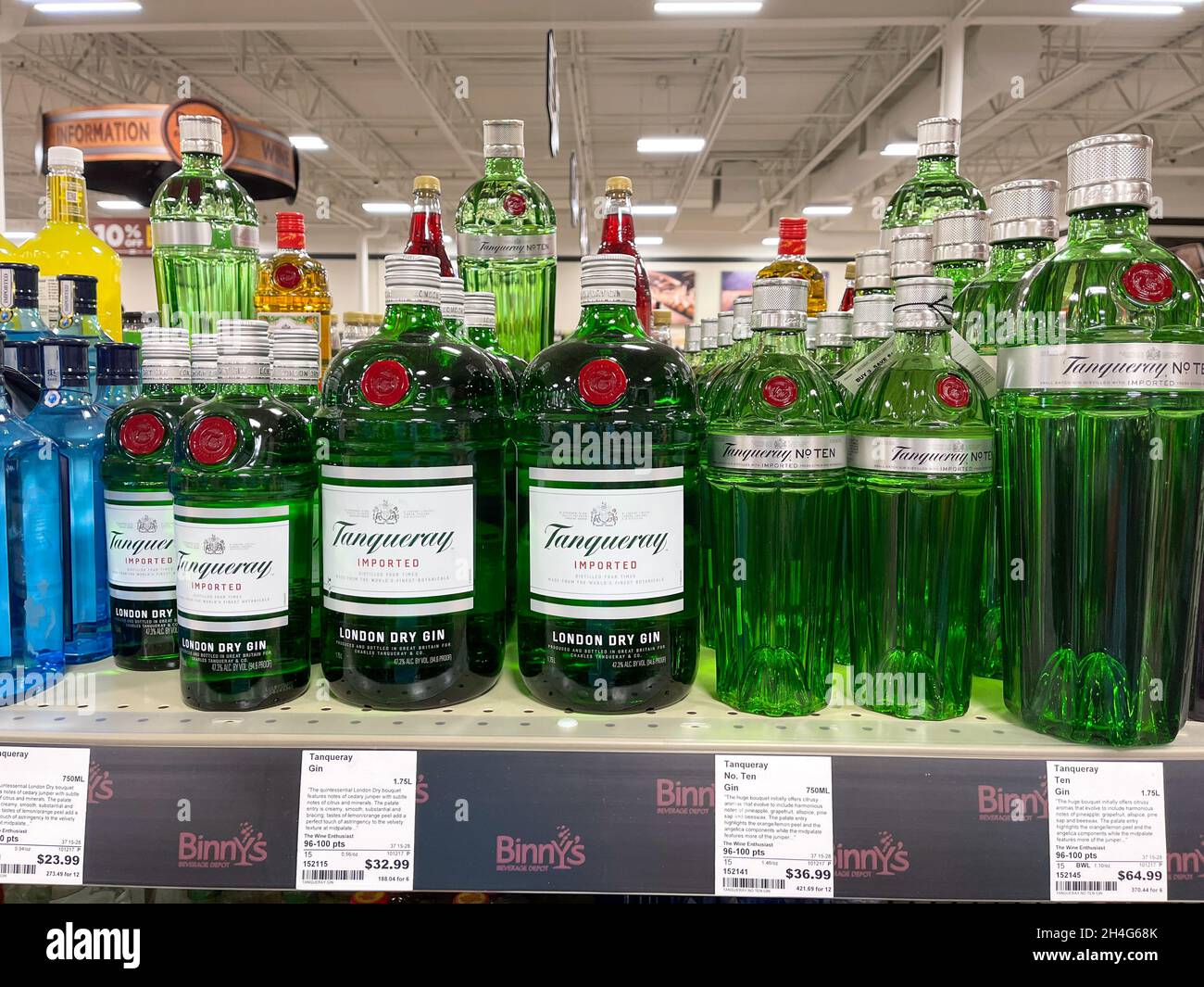 Springfield, IL USA  - September 23, 2021:  A display of bottles of Tanqueray Gin  at a Binneys liqour store in Springfield, Illinois. Stock Photo