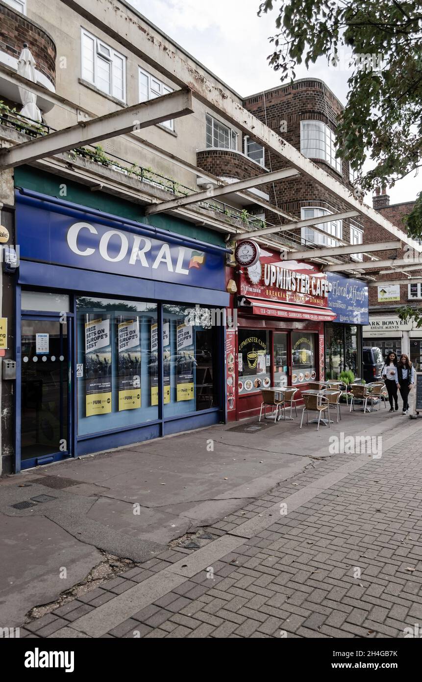 Upminster town centre hires stock photography and images Alamy