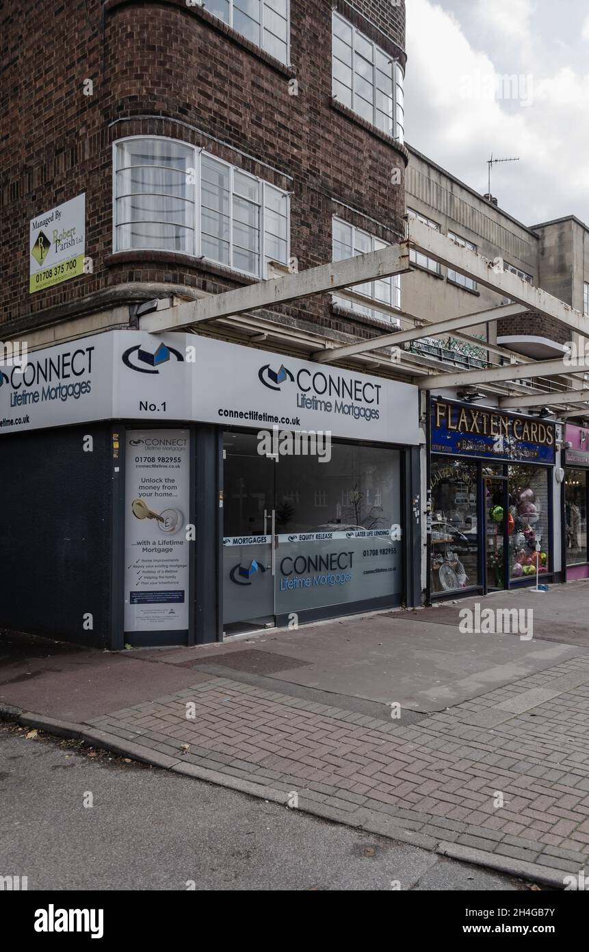 Upminster street hires stock photography and images Alamy