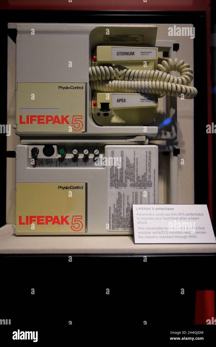 The worlds first modular defib hires stock photography and images Alamy