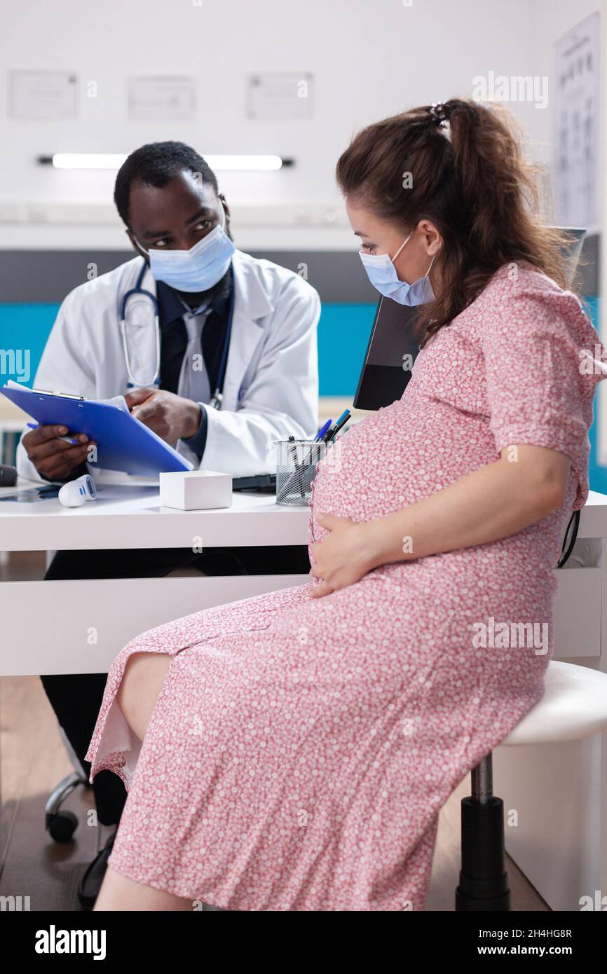 Pregnant black checkup doctor hires stock photography and images Alamy