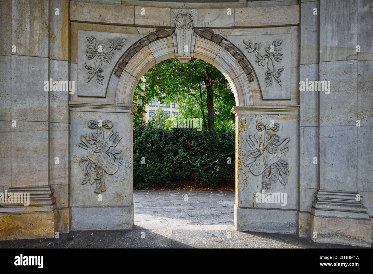 Arcade kolonnade hires stock photography and images Alamy