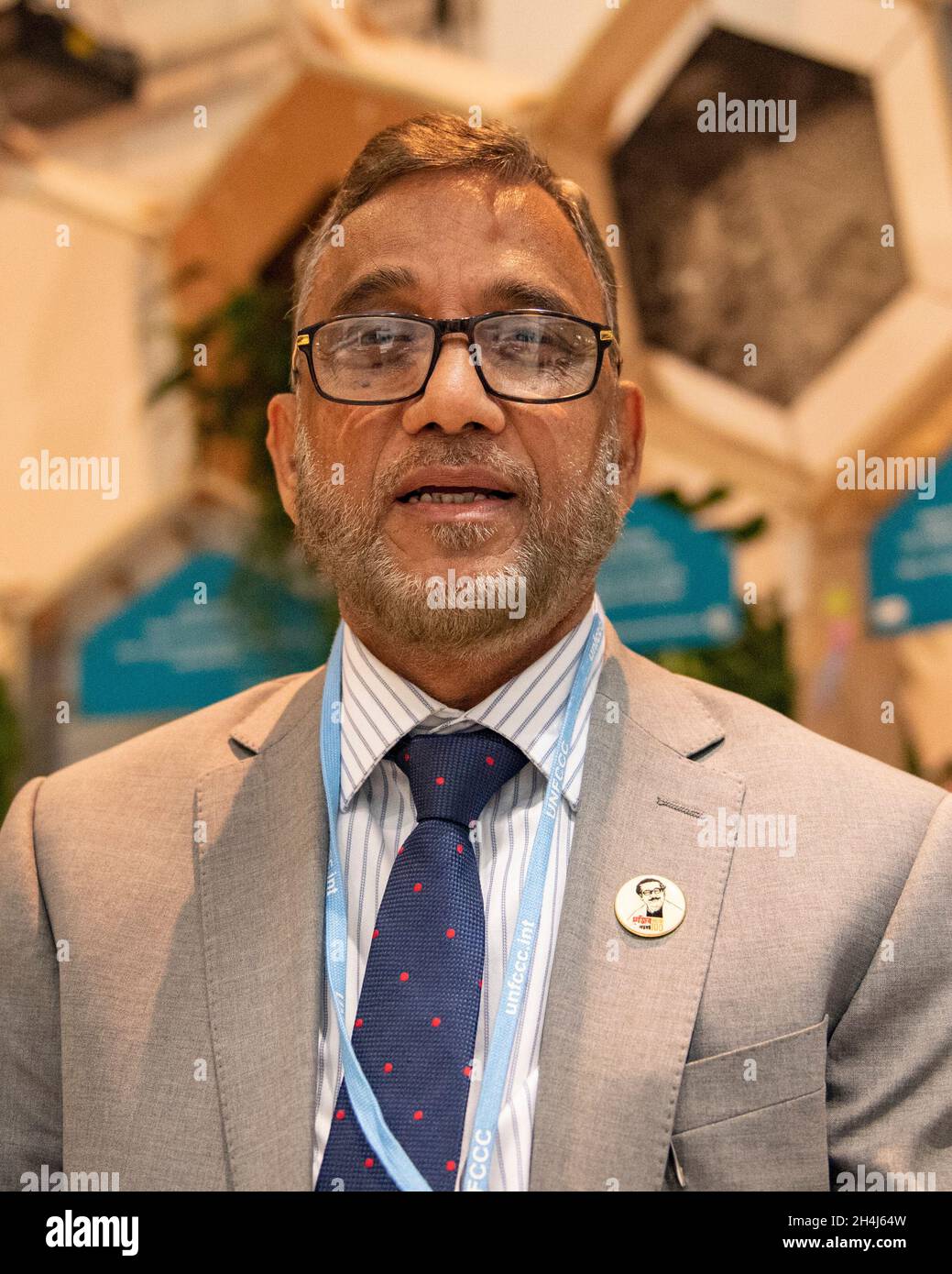 Glasgow, Scotland, UK. 2 November 2021 PICTURED: (left) Md Shahab Uddin MP, Cabinet Minister of Environment, Forest & Climate Change, seen at COP26. Credit: Colin Fisher Stock Photo