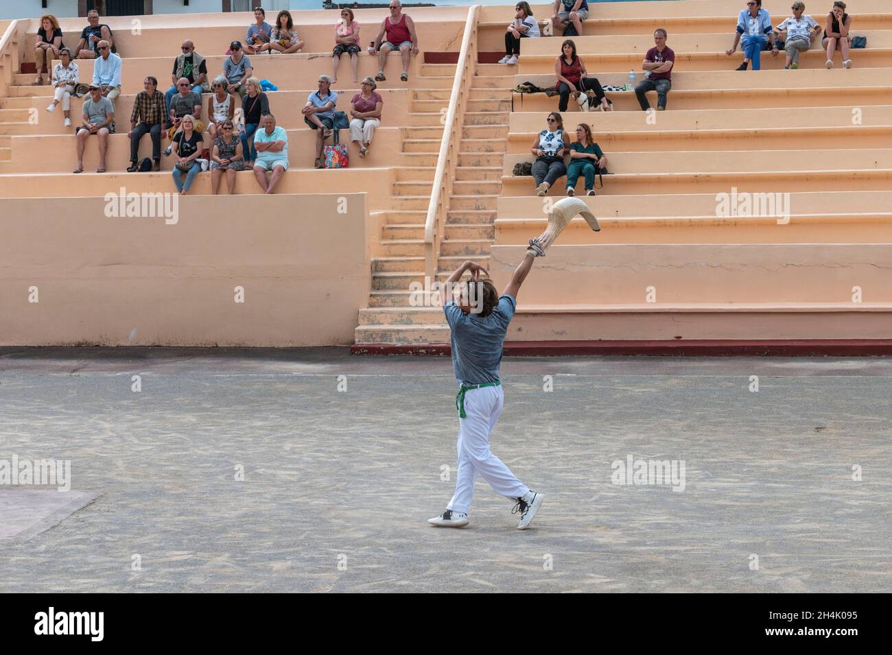 Basque ball hires stock photography and images Alamy
