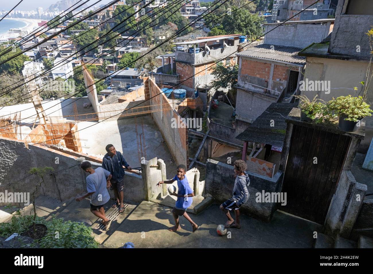 Brazil, Rio de Janeiro, Favela Babilona, ??deprived of school for 2 years  because of the COVID crisis, sport remains the main means of channeling the  energy of the children of the favela,