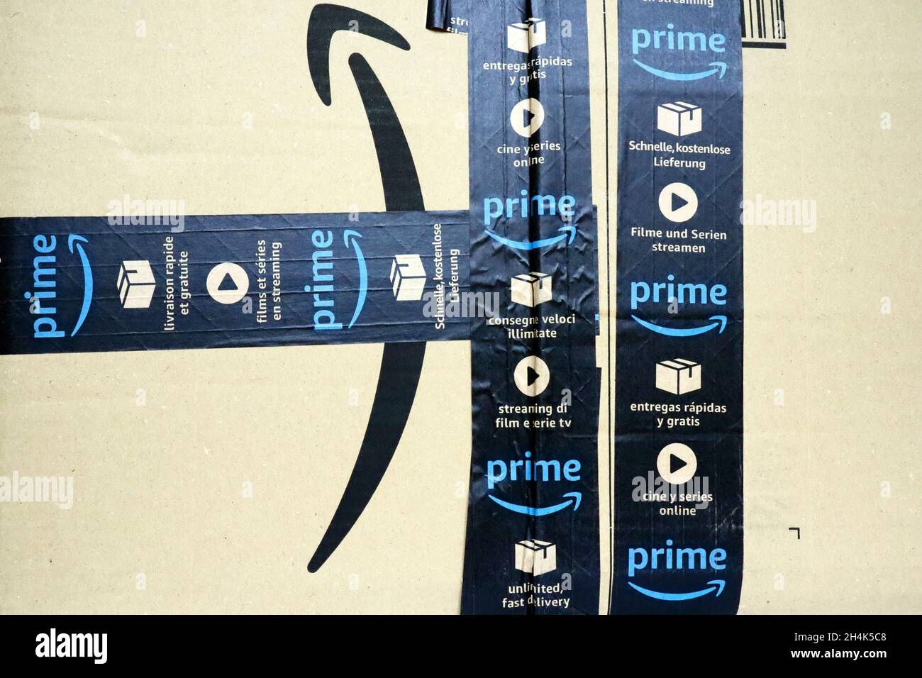 Detail of AMAZON Prime Shipping Cardboard Box. Amazon is an American  Multinational Technology Company of e-commerce Stock Photo - Alamy