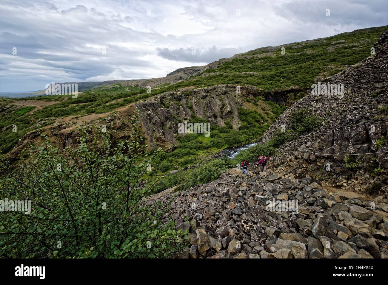 Teil von Islands höchstem Wasserfall Island West Glymur Wasserfall ...