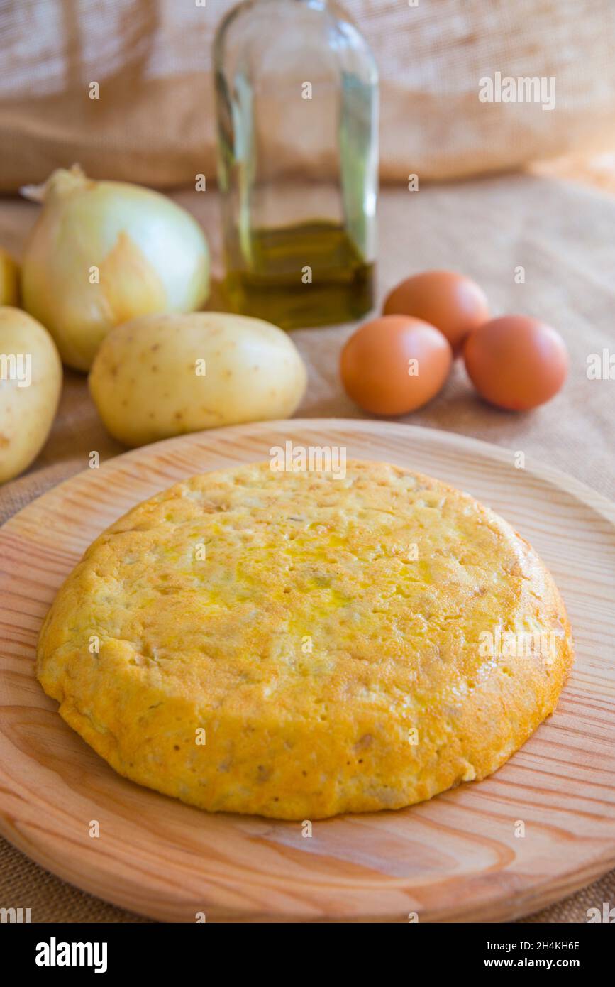Spanish omelet with ingredients. Spain Stock Photo Alamy