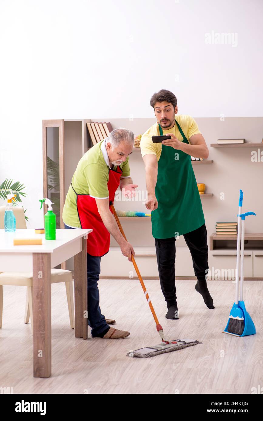 House Cleaning Team Images – Browse 12,391 Stock Photos, Vectors