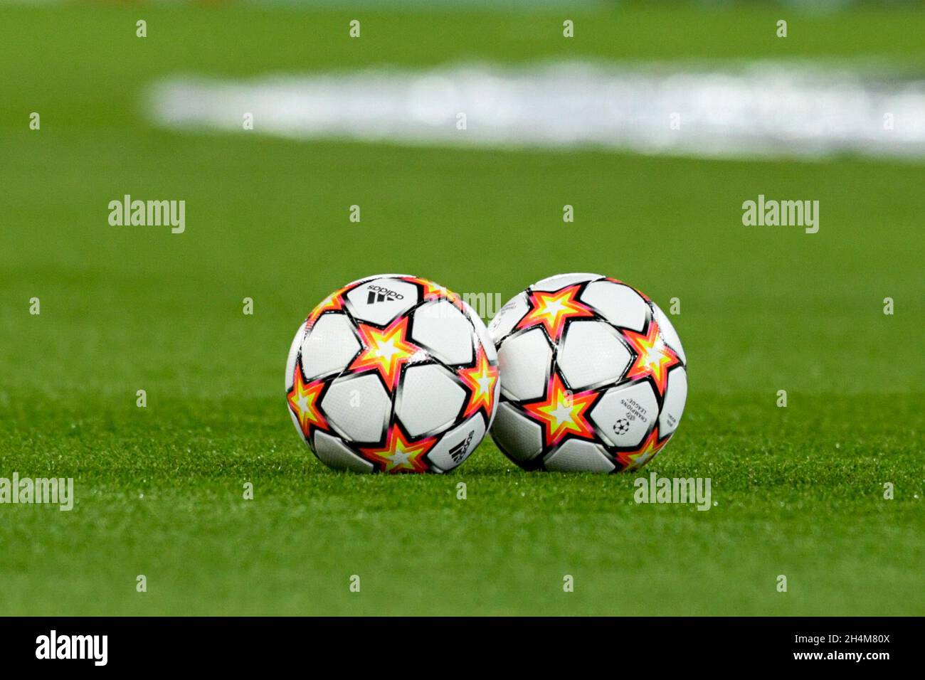 Adidas ball on pitch hi-res stock photography and images - Alamy