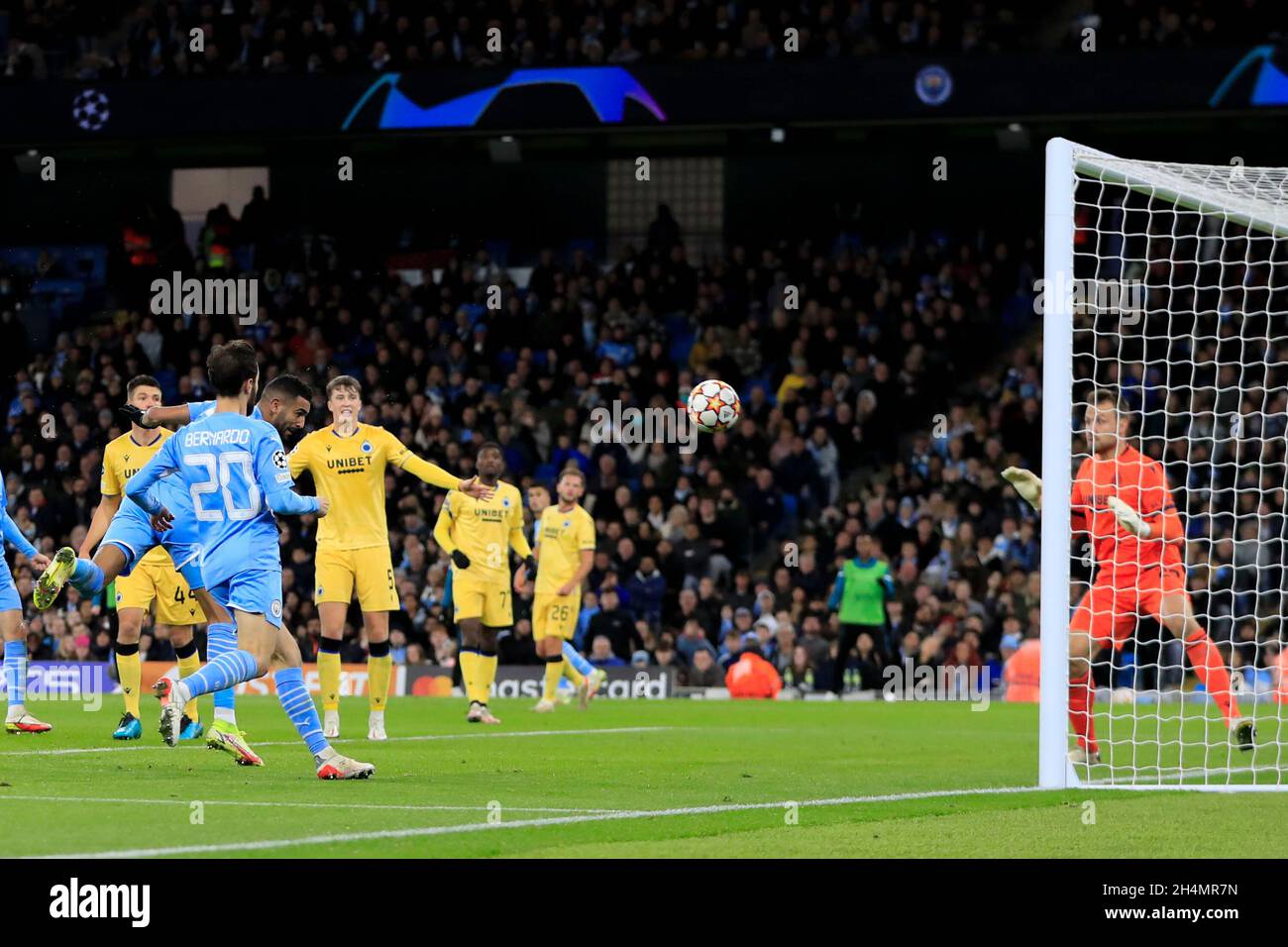 Riyad Mahrez #26 of Manchester City scores to make it 2-1 Stock Photo