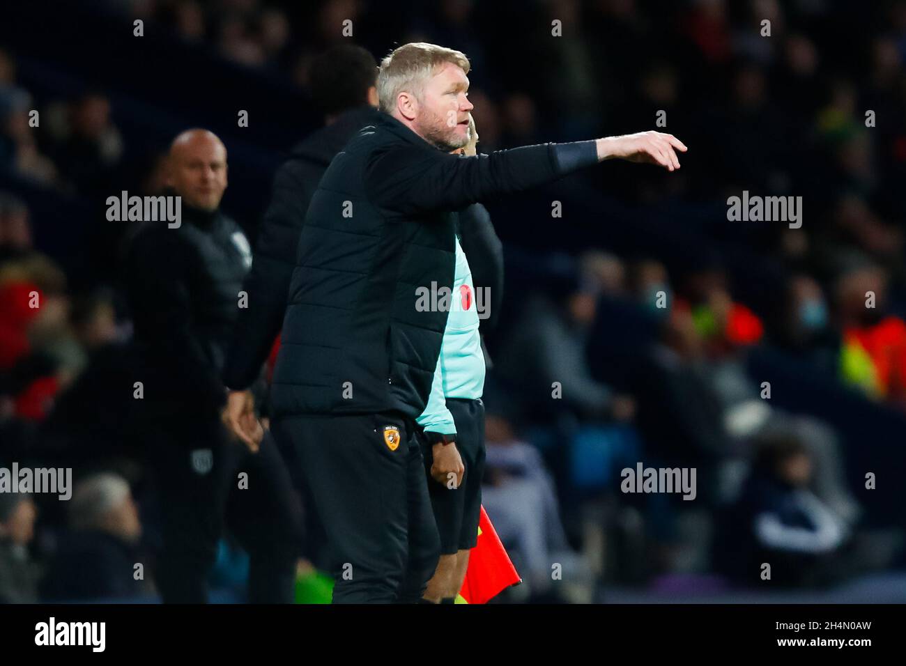 West Bromwich, UK. 3rd November 2021; The Hawthorns, West Bromwich, West Midlands, England; EFL Championship football, West Bromwich Albion versus Hull City; Hull City Manager Grant McCann animated on the sideline Credit: Action Plus Sports Images/Alamy Live News Stock Photo