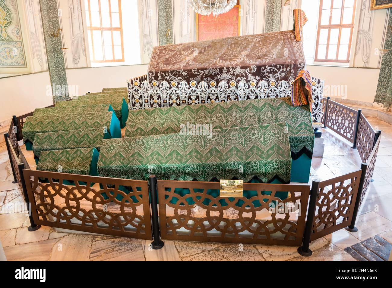 Bursa, Turkey – November 10, 2020. Interior view of the Tomb of Sultan Osman in Bursa Citadel historic area, with tombs of Sultan Osman, his sons and Stock Photo