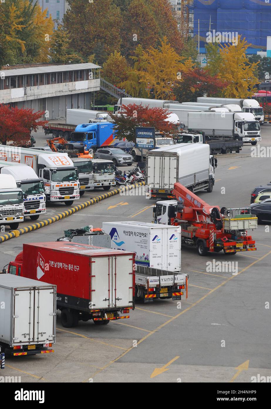 04th Nov, 2021. Urea crunch Freight vehicles are parked at a terminal in Seoul on Nov. 4, 2021, as concerns mount over a possible distribution crisis amid the ongoing supply shortage of urea water solutions (UWS) due to China's export curbs. The UWS is required for selective catalytic reduction, necessary for vehicles to transform exhaust gas into nitrogen and water. Credit: Yonhap/Newcom/Alamy Live News Stock Photo