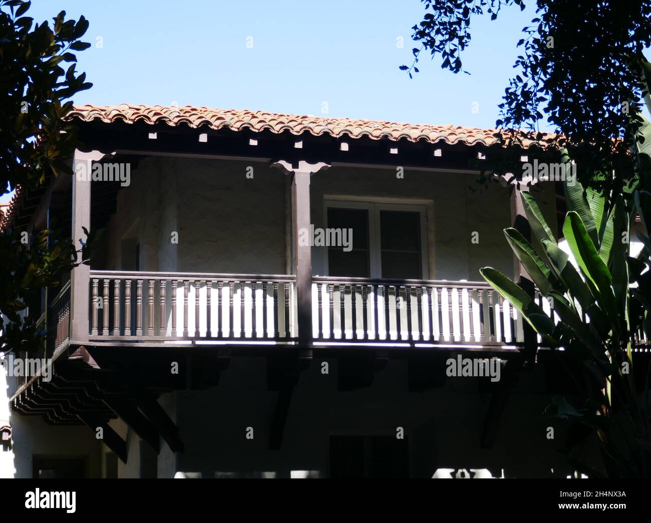 Beverly Hills, California, USA 10th September 2021 A general view of atmosphere of Actor Fredric March and Actress Florence Eldridge's Former home/house at 724 N. Rodeo Drive on September 10, 2021 in Beverly Hills, California, USA. Photo by Barry King/Alamy Stock Photo Stock Photo