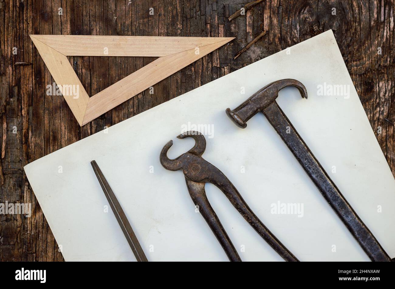 Claw set hi-res stock photography and images - Alamy