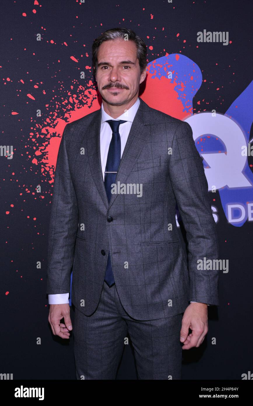 Mexico City, Mexico. 03rd Nov, 2021. Actor Tony Dalton  poses for photos during the blue carpet of GQ Men of the Year Awards 15th Edition at Alto San Angel. On November 3, 2021 in Mexico City, Mexico. (Photo by Carlos Tischler/ Eyepix Group) Credit: Eyepix Group/Alamy Live News Stock Photo