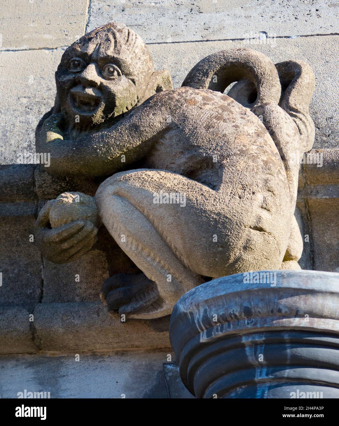 Gargoyles of Magdalen. Magdalen is one of the largest and oldest of the Oxford University Colleges. It also has its very own quirky and imaginative fa Stock Photo