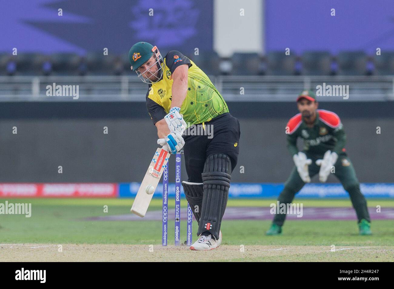Dubai, UAE, 4th Nov, 2021. Aaron Finch, captain of Australia plays a shot during the ICC Mens T20 World Cup match between Australia and Bangladesh at Dubai International Cricket Stadium, Dubai, UAE on 04 November 2021. Photo by Grant Winter. Editorial use only, license required for commercial use. No use in betting, games or a single club/league/player publications. Credit: UK Sports Pics Ltd/Alamy Live News Stock Photo