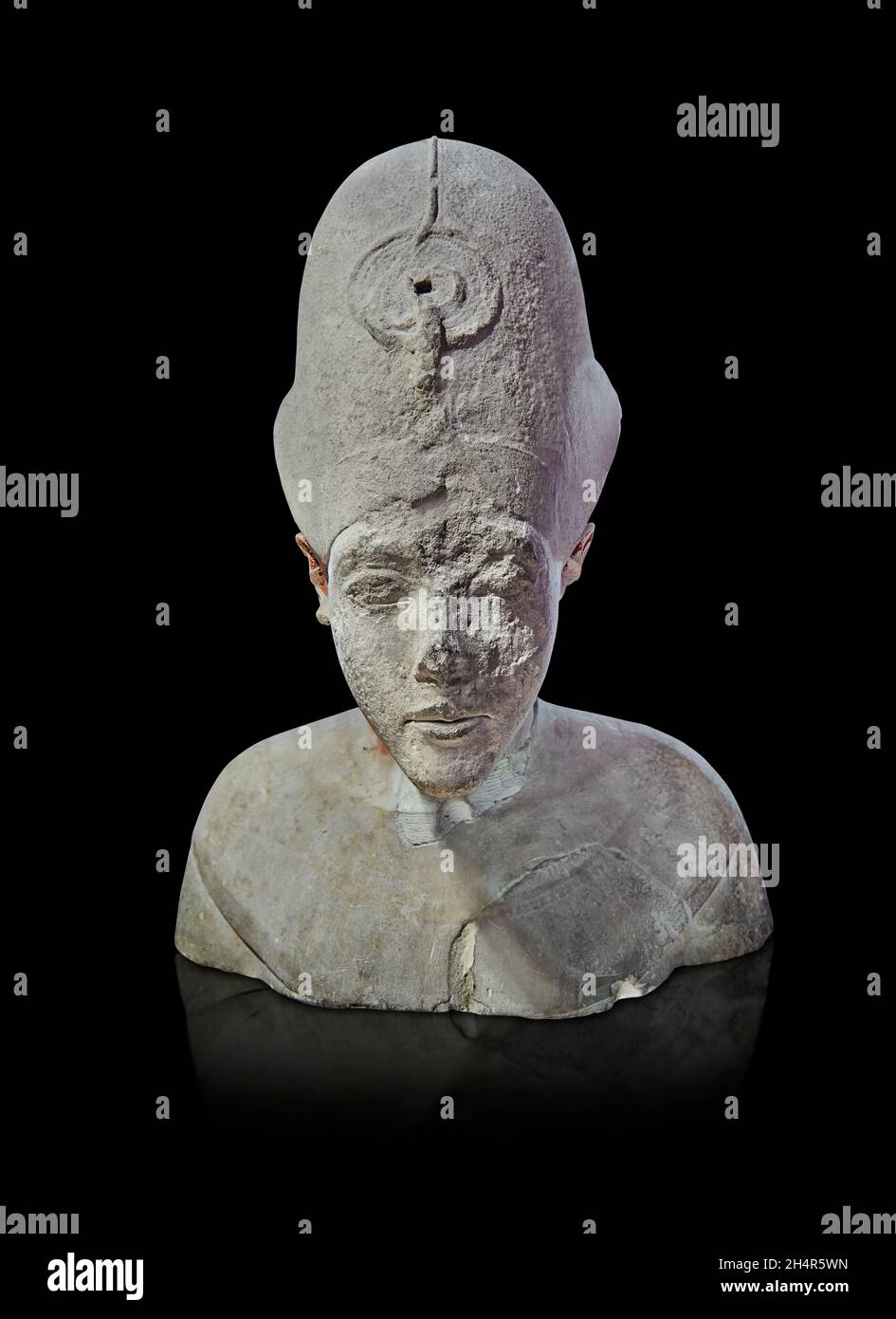 Egyptian statue sculpture of king Akhenaton, 1353–1336 BC, 18th Dynasty, limestone. Louvre Museum inv E11076.  Pharaoh Akhenaten, also spelled Echnato Stock Photo