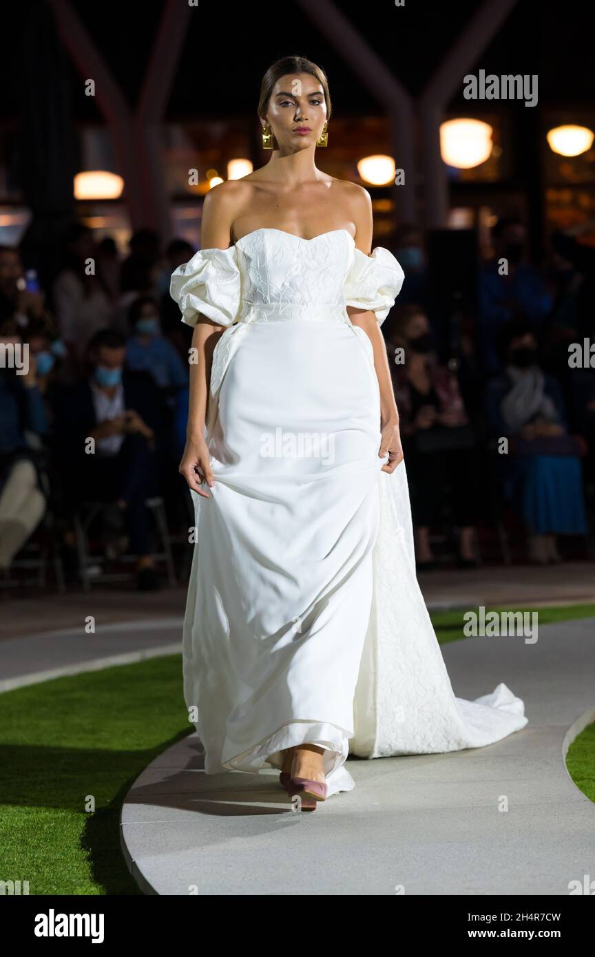 Aragón Fashion Week es un gran escaparate para los diseñadores de Aragón y para la industria del textil. Septiembre 2021 Stock Photo