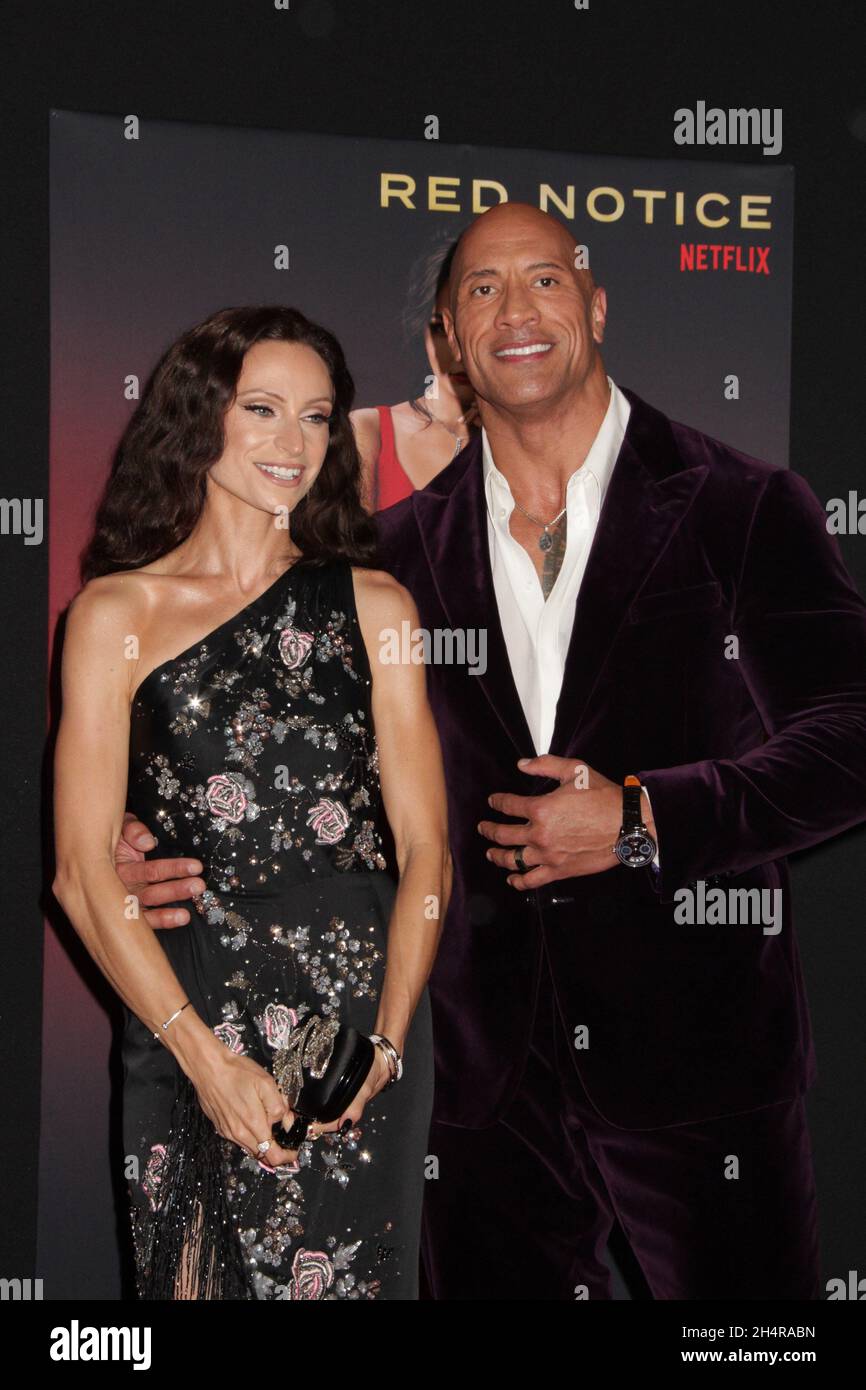 Lauren Hashian, Dwayne Johnson 11/03/2021 The World Premiere of "Red