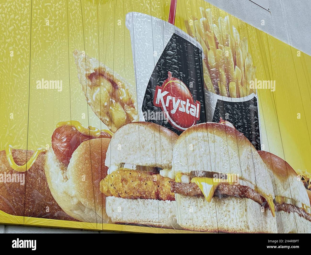 Augusta, Ga USA - 17 01 21: Krystal fast food restaurant artwork on wall of food in Stock Photo