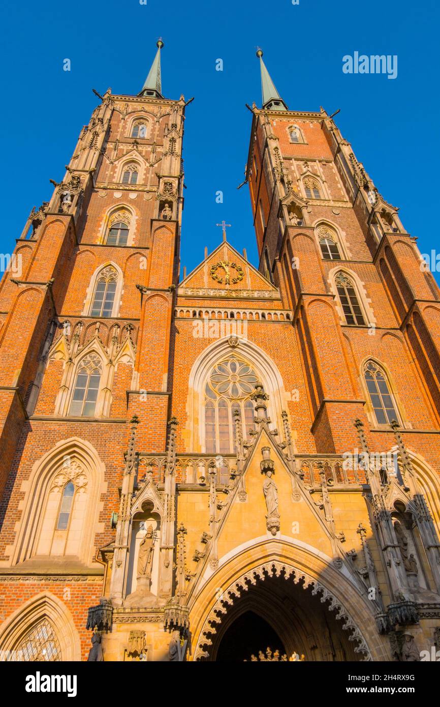 Katedra św Jana Chrzciciela, Cathedral of St John the Baptist, Plac Katedralny, Cathedral Square, Ostrów Tumski, Cathedral Island, Wroclaw, Poland Stock Photo