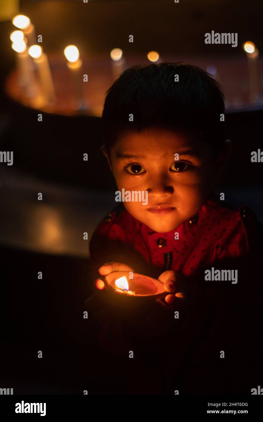 Premium Photo | Indian woman Diwali festival sopping couple poses