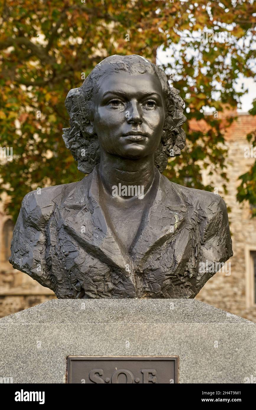 special ops memorial London violette szabo Stock Photo