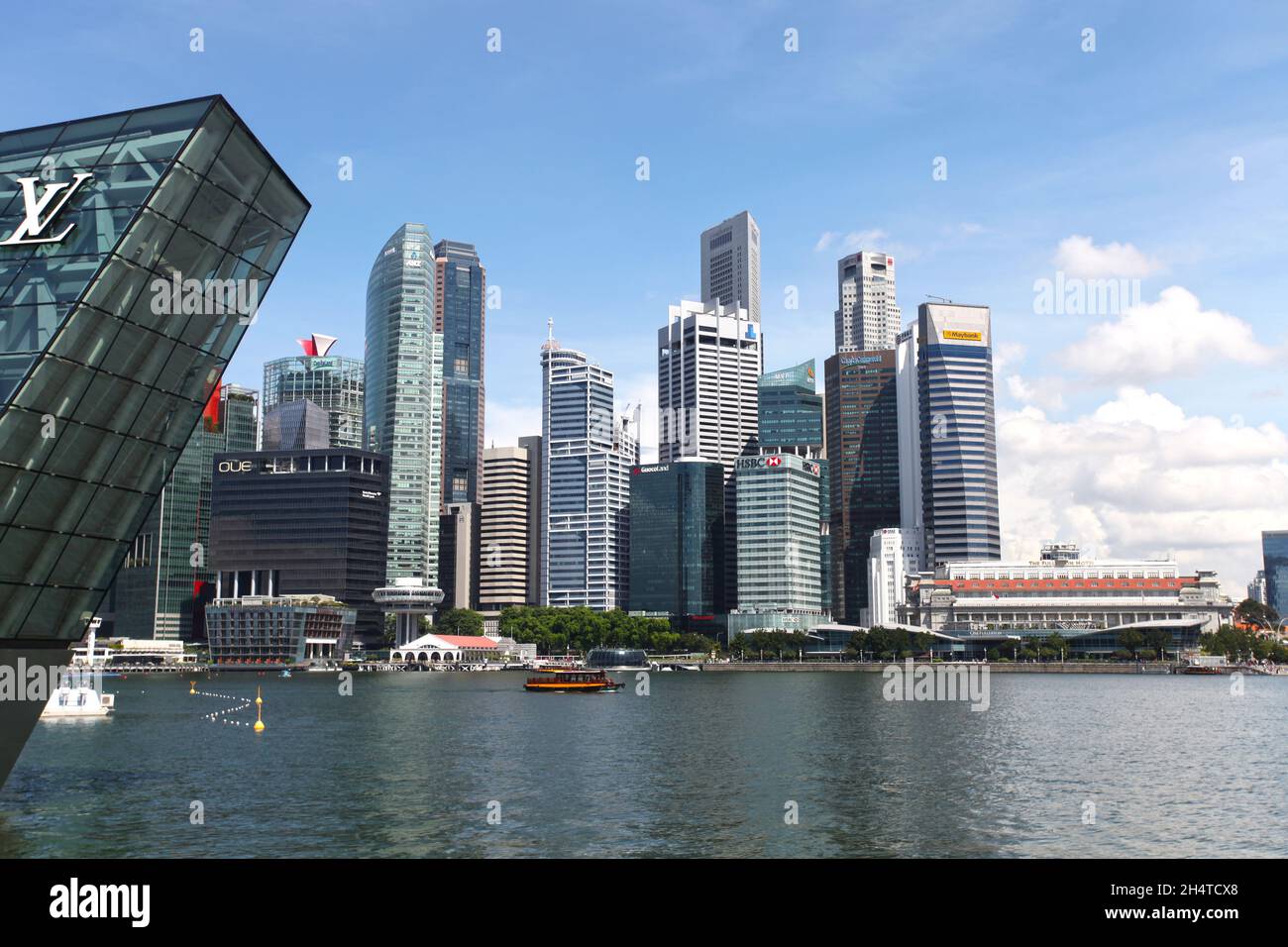 Louis vuitton singapore hi-res stock photography and images - Page 2 - Alamy