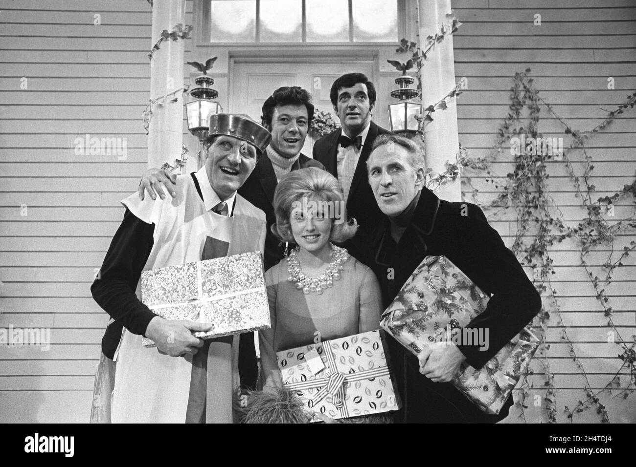 File photo dated 10/12/1967 of (left to right) Tommy Cooper, Lionel Blair, Aleta Morrison, Frankie Vaughan and Bruce Forsyth, at a pre-recorded ABC Christmas Show. Showbiz veteran Blair has died aged 92, his agent has told the PA news agency. Issue date: Thursday November 4, 2021. Stock Photo