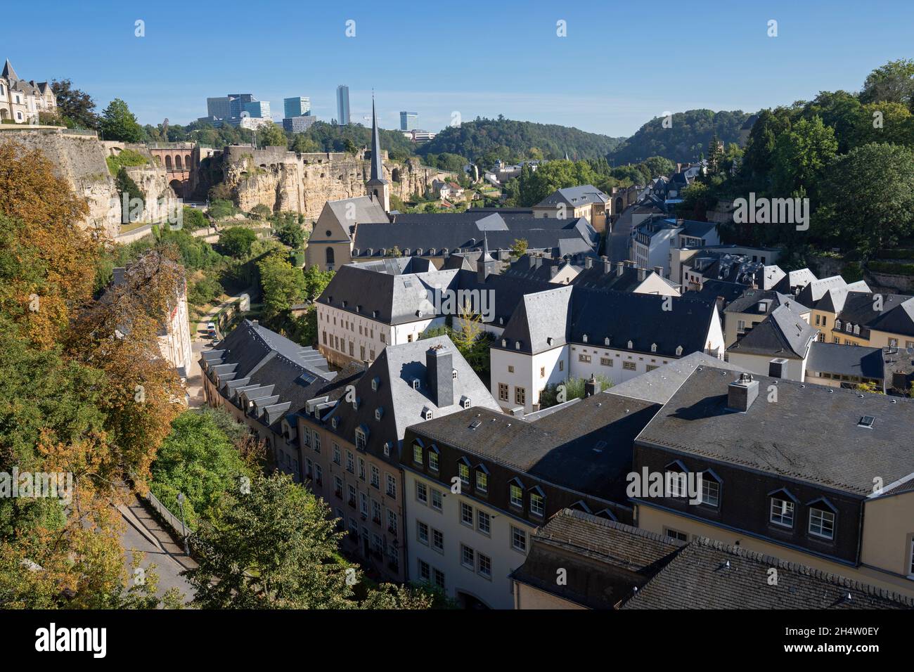 Europe, Luxembourg, Luxembourg City, Views of across the Grund looking towards the Casemates du Bock and the Kirchberg beyond Stock Photo