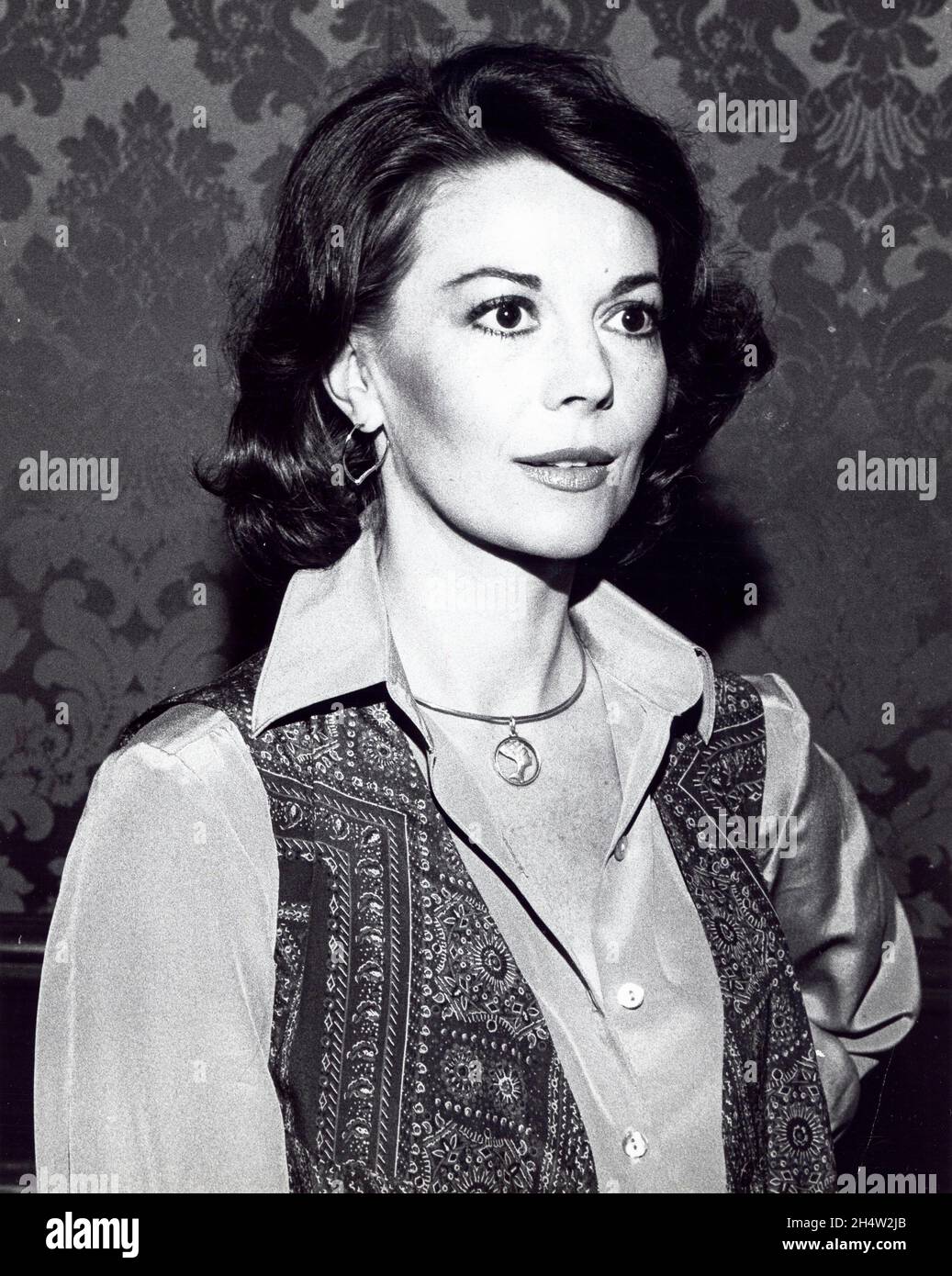 **FILE PHOTO** Lana Wood Alleges in New Book. sister Natalie Wood Was ...
