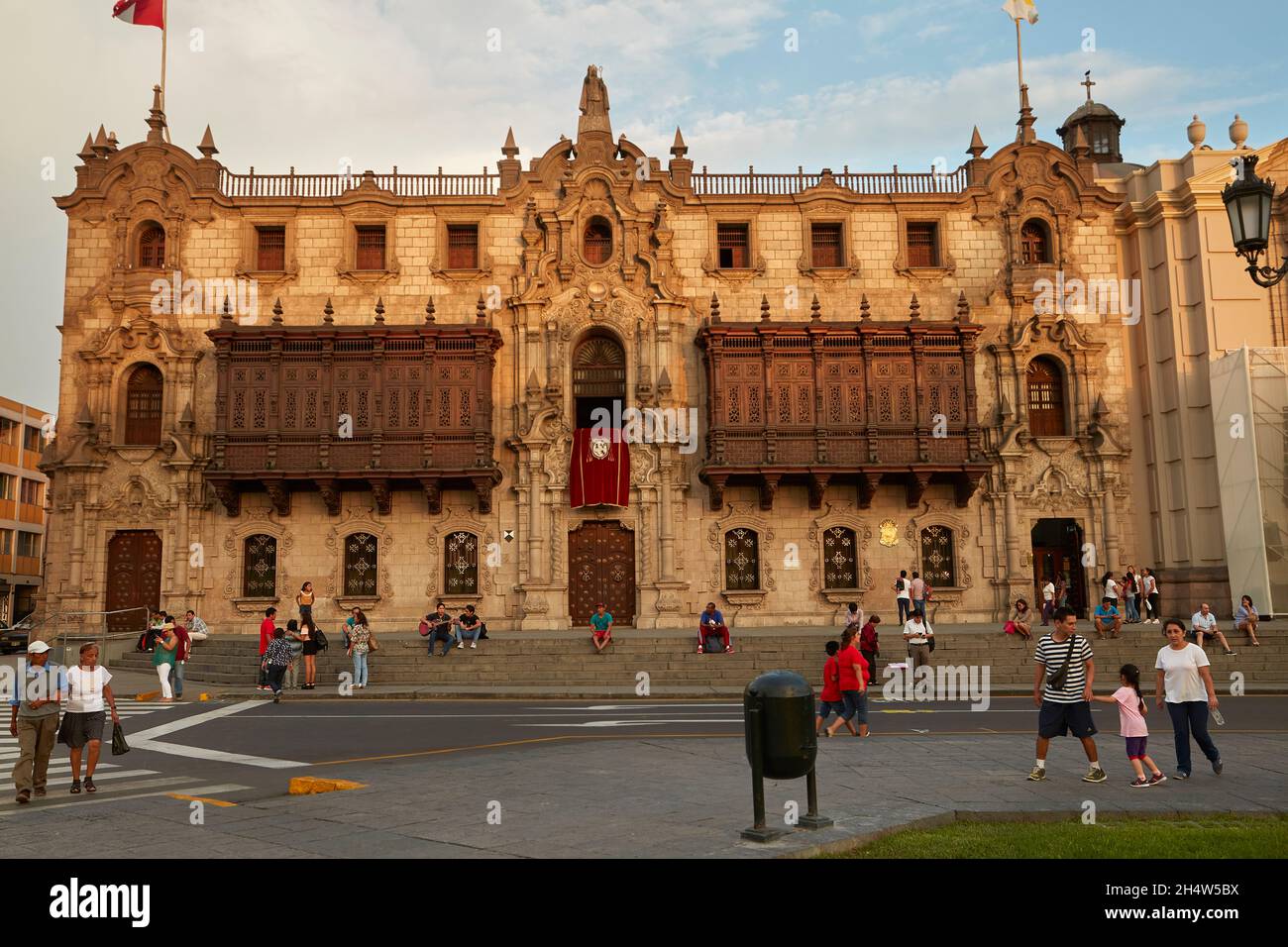 Archbishop's Palace, Plaza Mayor, Historic centre of Lima (World Heritage Site), Peru, South America Stock Photo