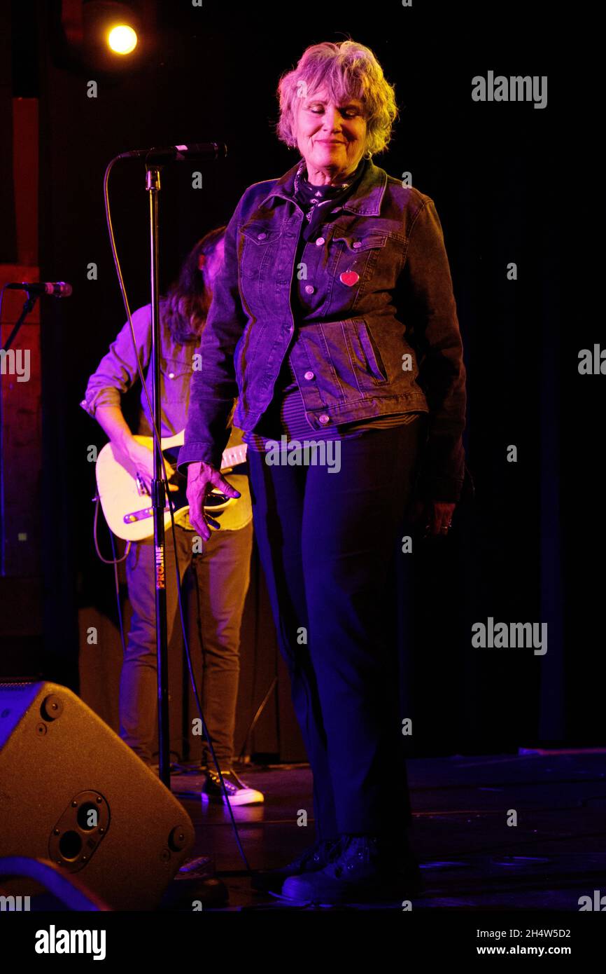 Martha davis hi-res stock photography and images - Alamy
