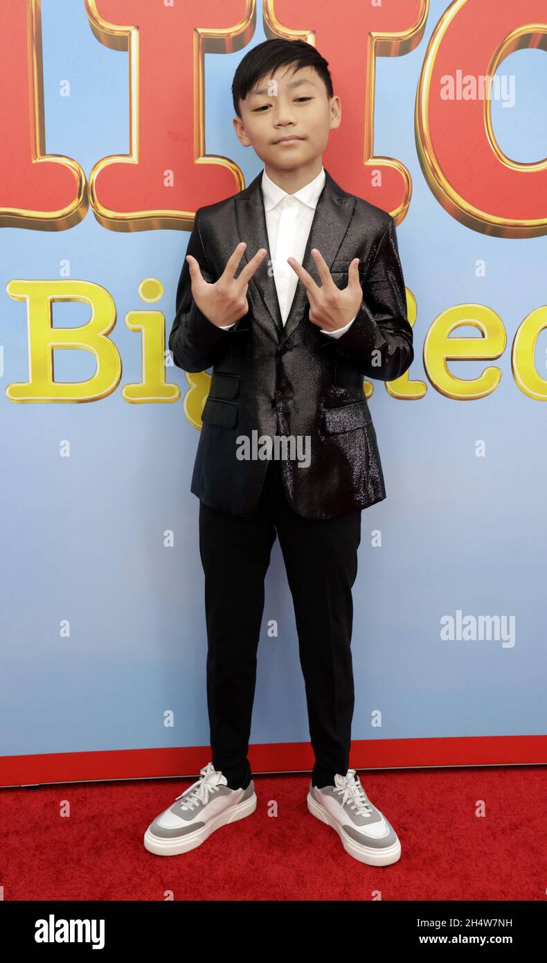 New York, United States. 04th Nov, 2021. Actor Izaac Wang poses on the