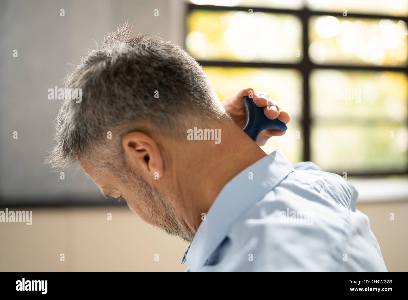 Trigger Point Pressure Release Tool For Arms Stock Photo Alamy