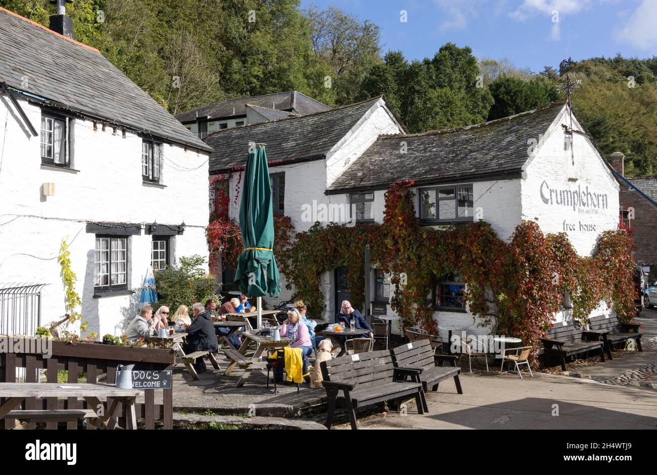 Crumplehorn inn, polperro, cornwall hi-res stock photography and