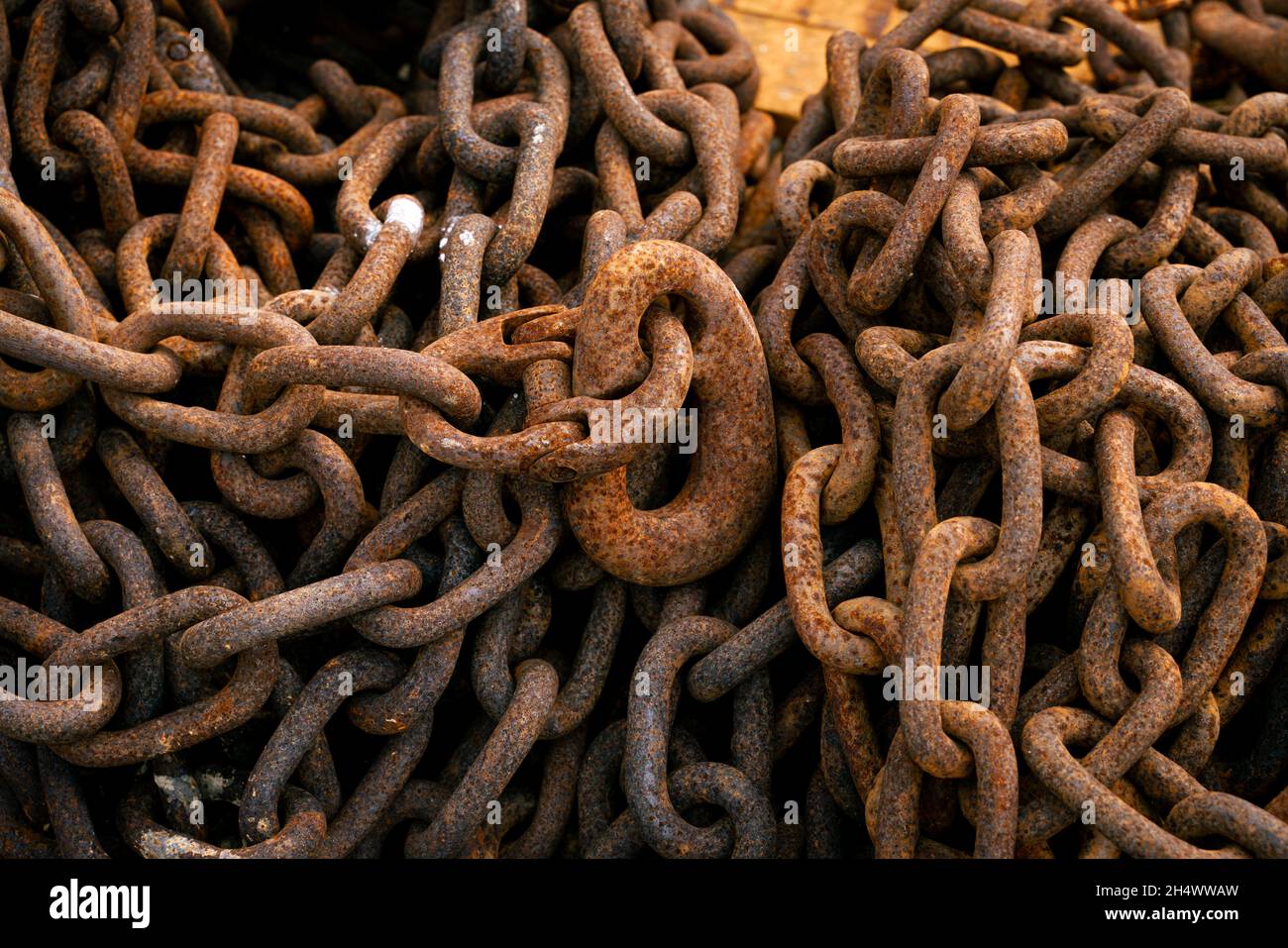 rusty steel chains from a fishing boat up close Stock Photo - Alamy