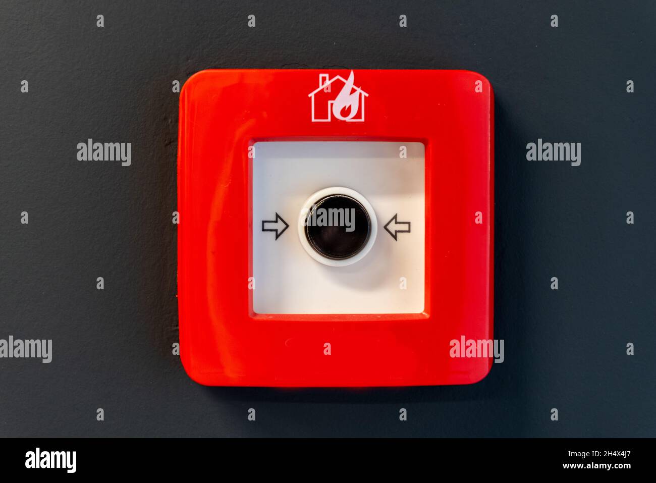 Fire alarm button hires stock photography and images Alamy