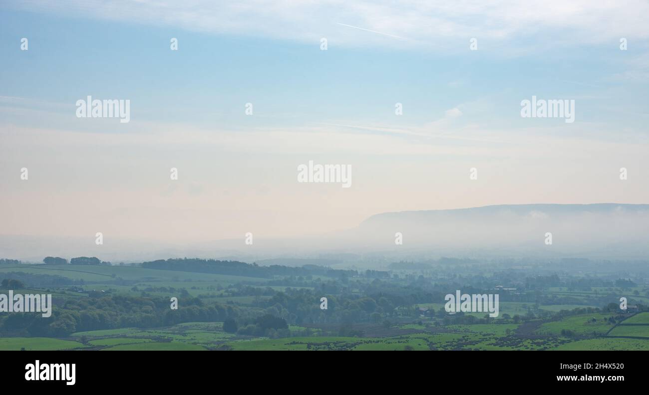 Lancashire moors mist hi-res stock photography and images - Alamy