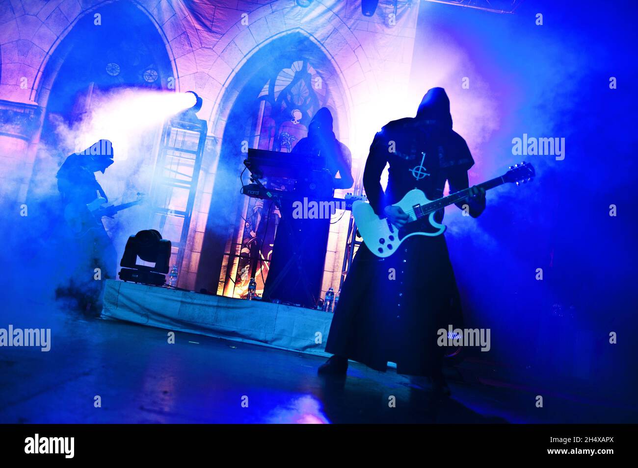 Ghost concert hi-res stock photography and images - Alamy