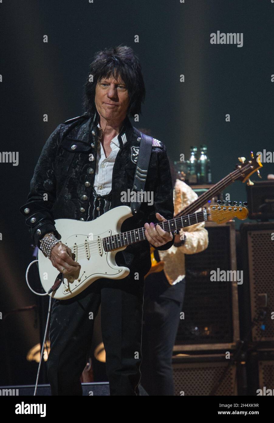 Jeff Beck live on stage on at the Symphony Hall, Birmingham Stock Photo